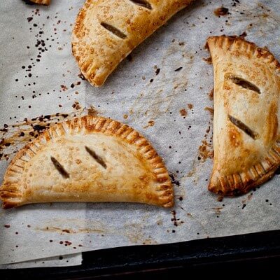 spiced-pear-hand-pies