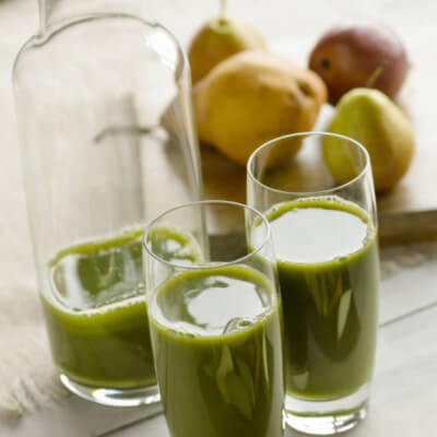 pear-kiwi-lime-smoothie