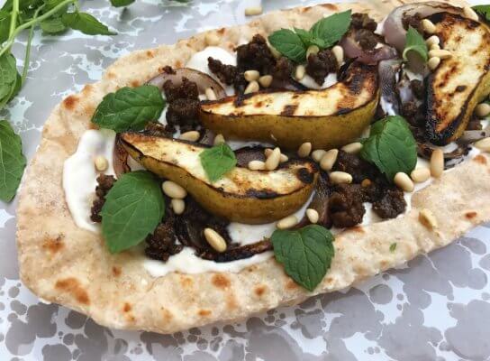 Pear, ground lamb and fresh mint flatbread